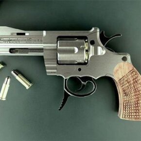 Dünyanın en küçük silahı 3 worldsmallestrevolver2bx0