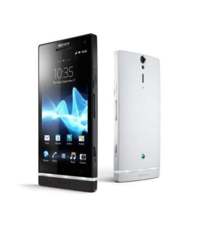 Read more about the article İlk Sony Xperia Sahnede